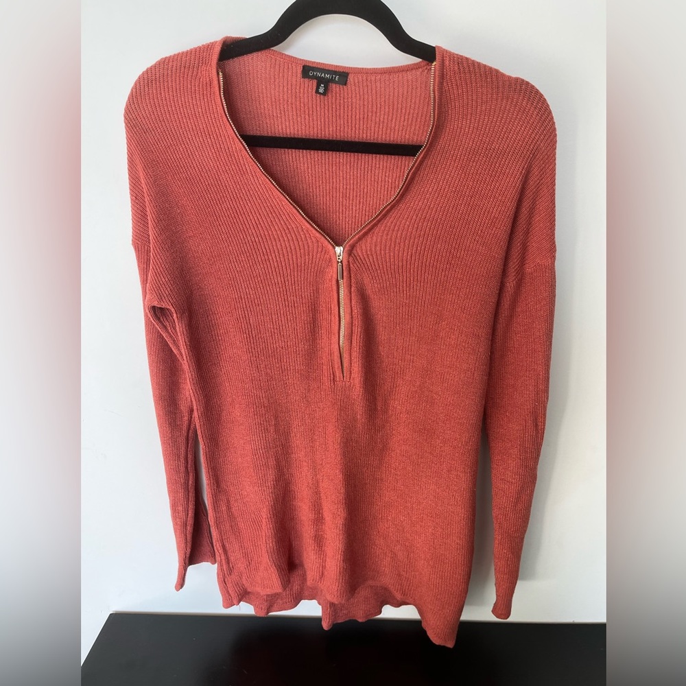 Dynamite coral sweater
